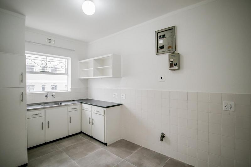 To Let 1 Bedroom Property for Rent in Wynberg Upper Western Cape